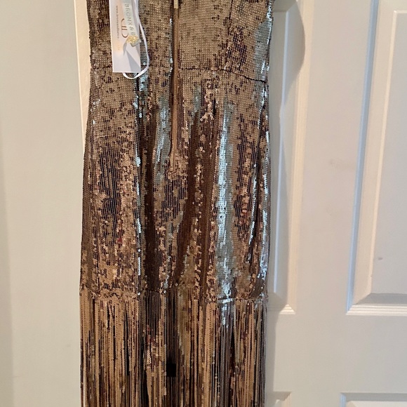 Bronx & Banco Gold Sequin Long Curtain Gown - Picture 6 of 7